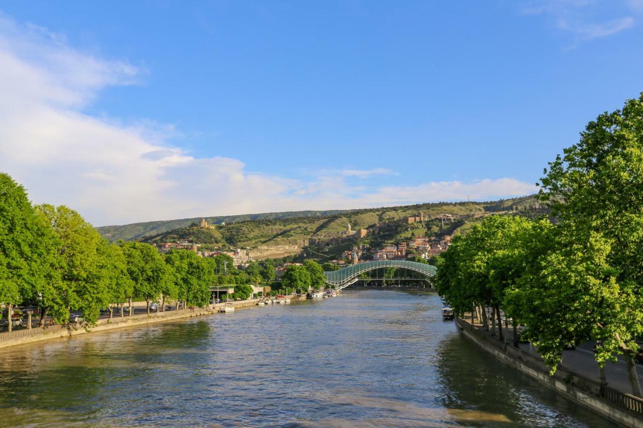 Cozy Apartments In Old Tbilisi Bagian luar foto